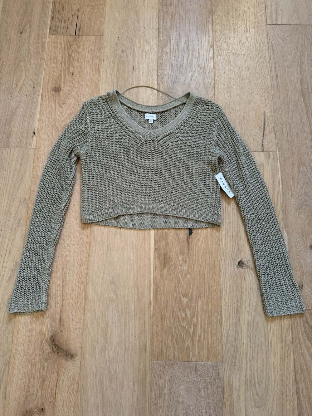 NWT LA HEART Minimalism V Neck Pullover Sweater XS Cropped Cozy Knit Long Sleeve